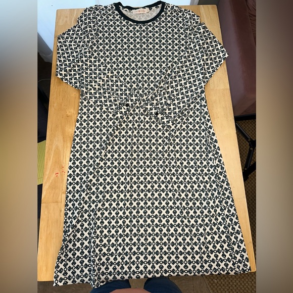 Tory Burch M - Picture 1 of 3